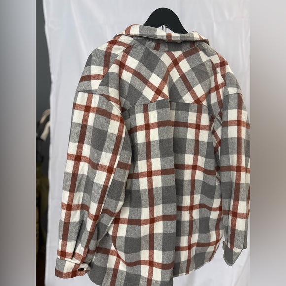 Plaid winter Jacket - Picture 2 of 3